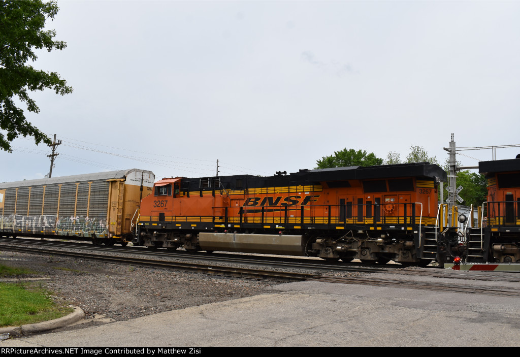 BNSF 3267